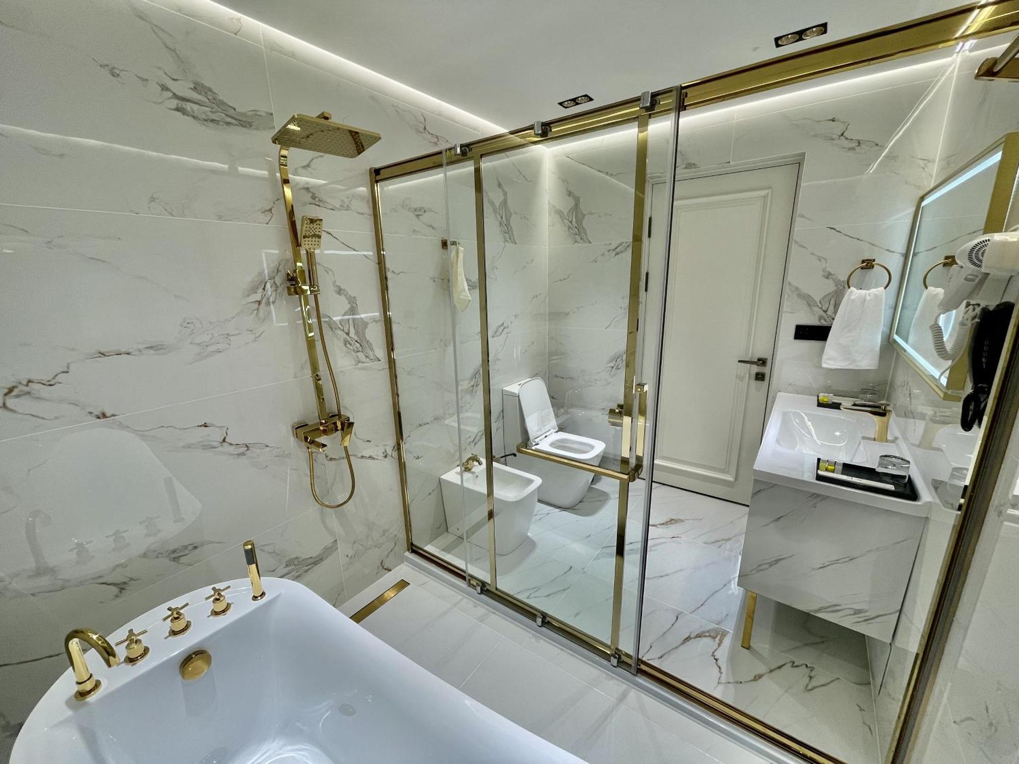 Hotel Sultan Qarshi Ngoại thất bức ảnh